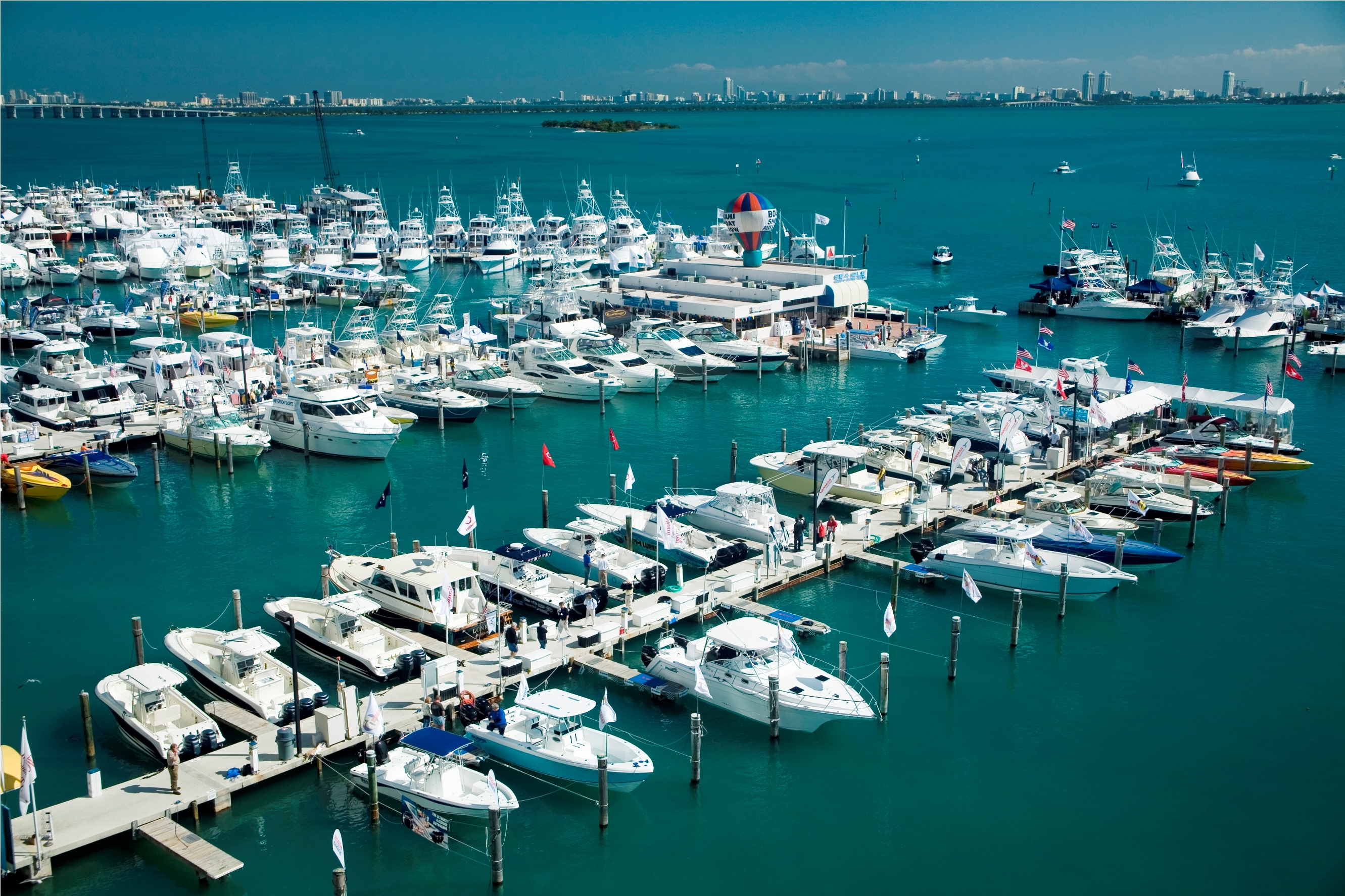 Miami Boat Show 2013 boats