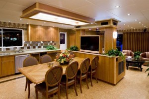 90’ Boundless Yacht 2009
