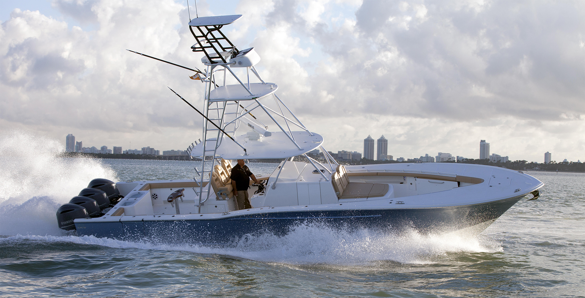 Buddy Davis Yachts Full Screen Picture