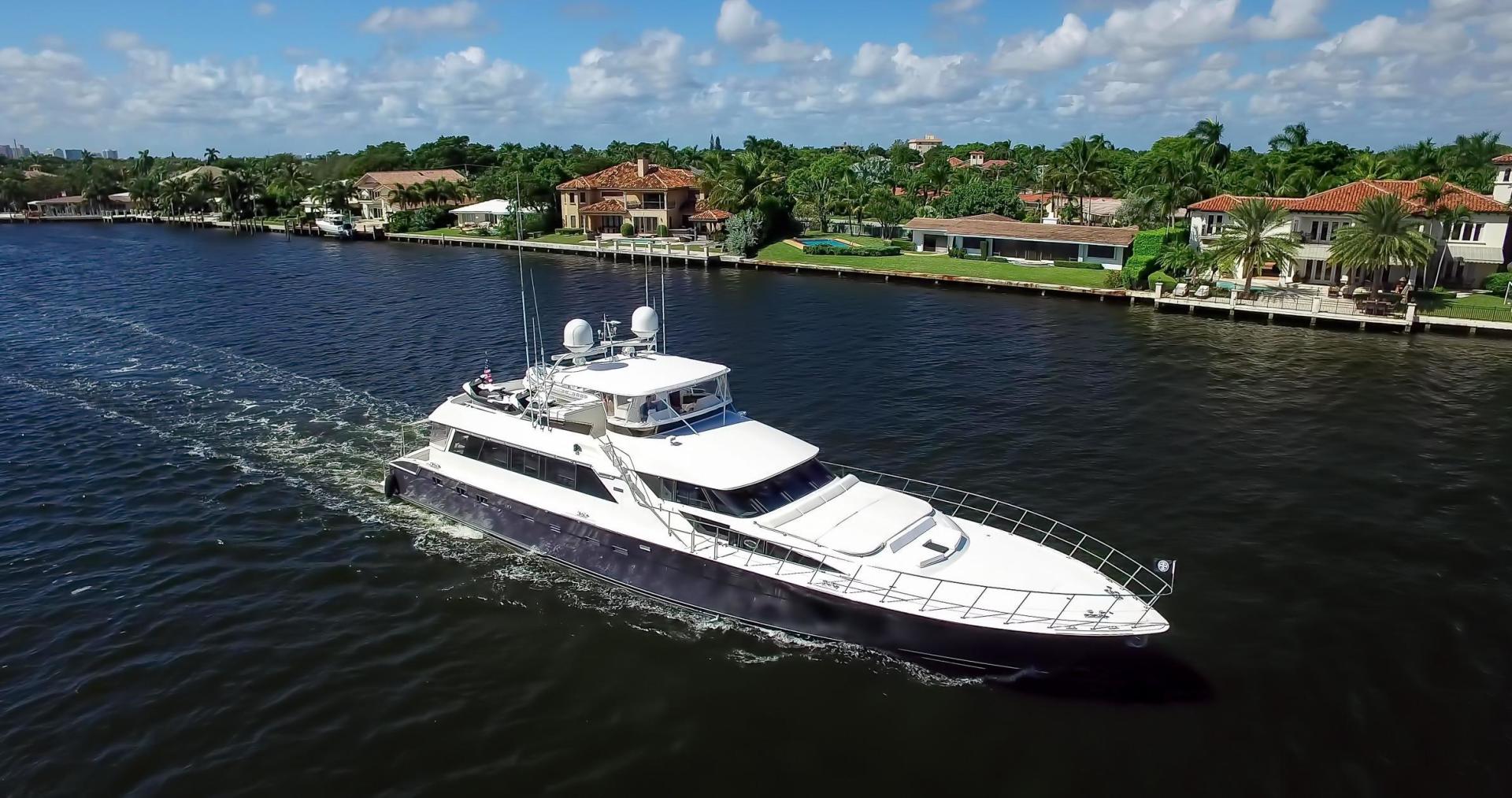 Cheoy Lee Yachts Full Screen Picture