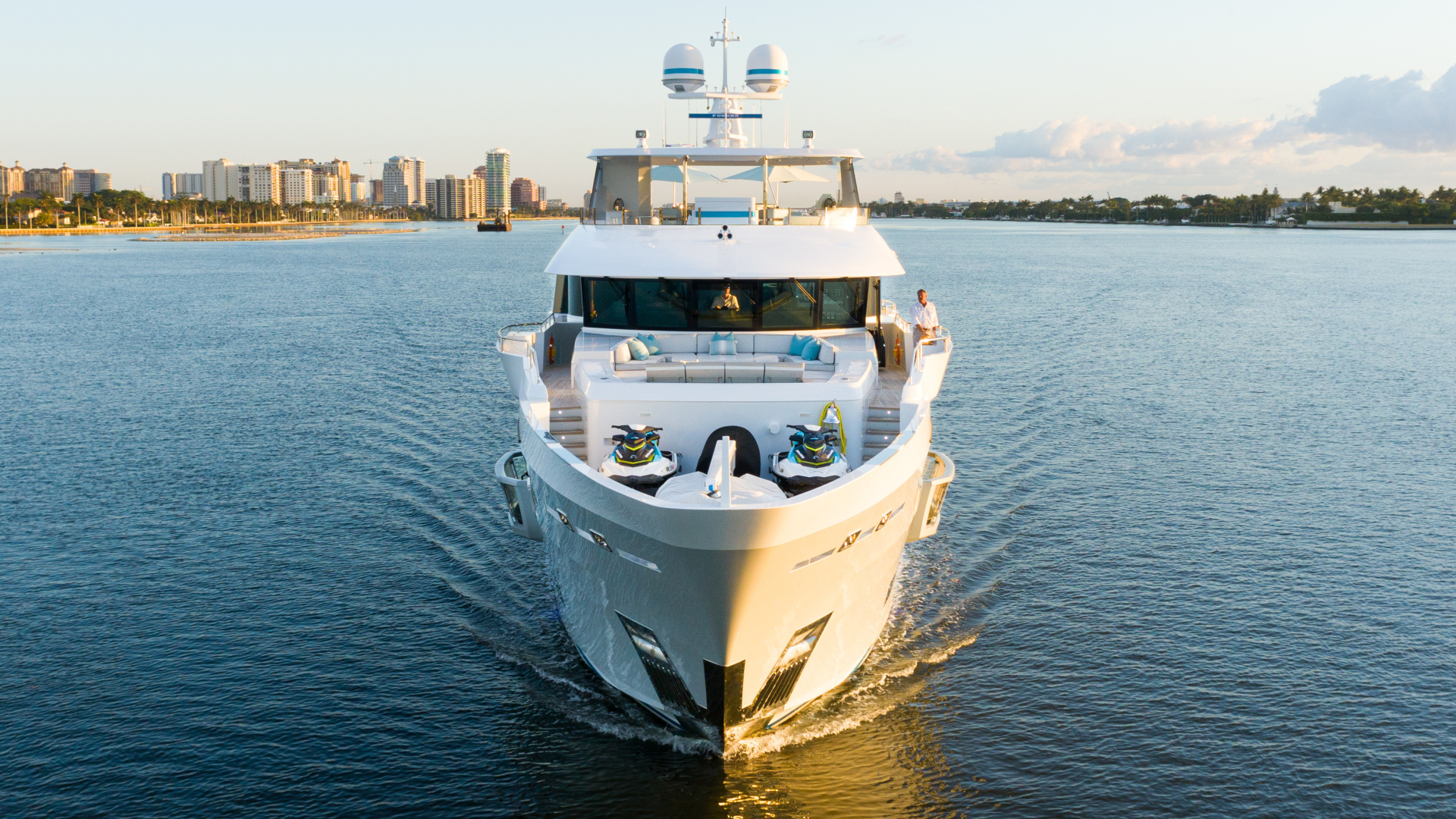 IAG Yachts Full Screen Picture