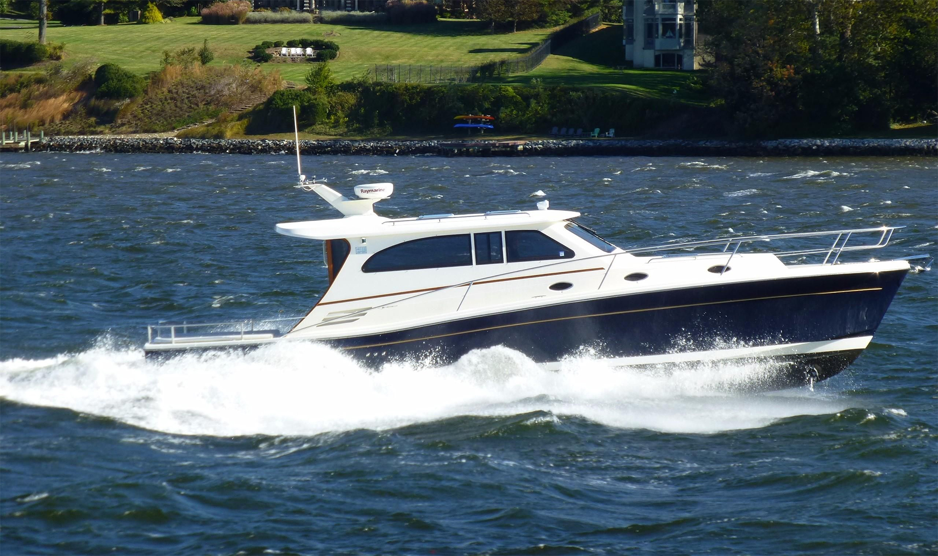 Rivolta Yachts Full Screen Picture