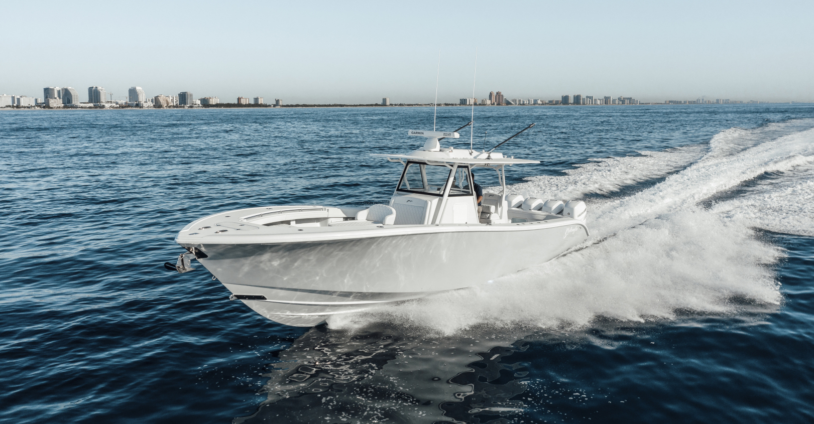 Yellowfin Yachts Full Screen Picture