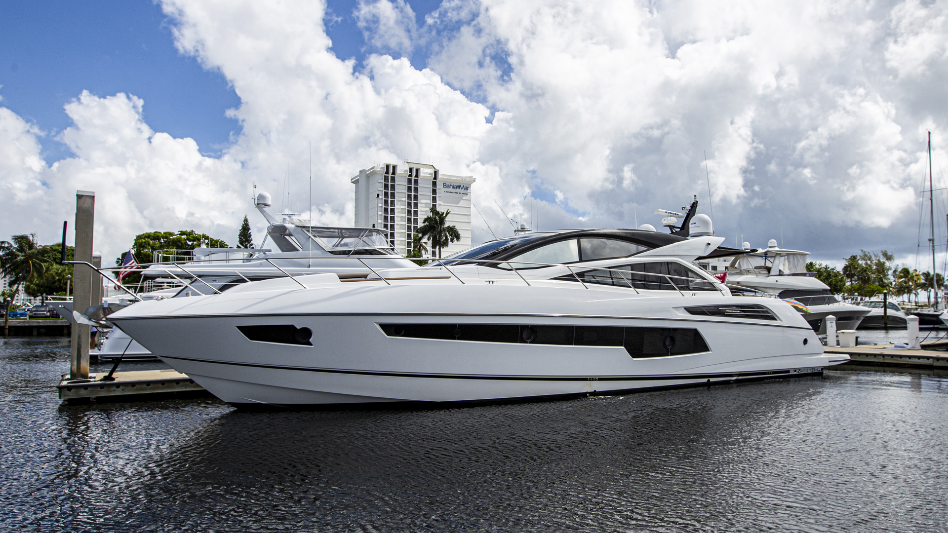 68 Sunseeker profile
