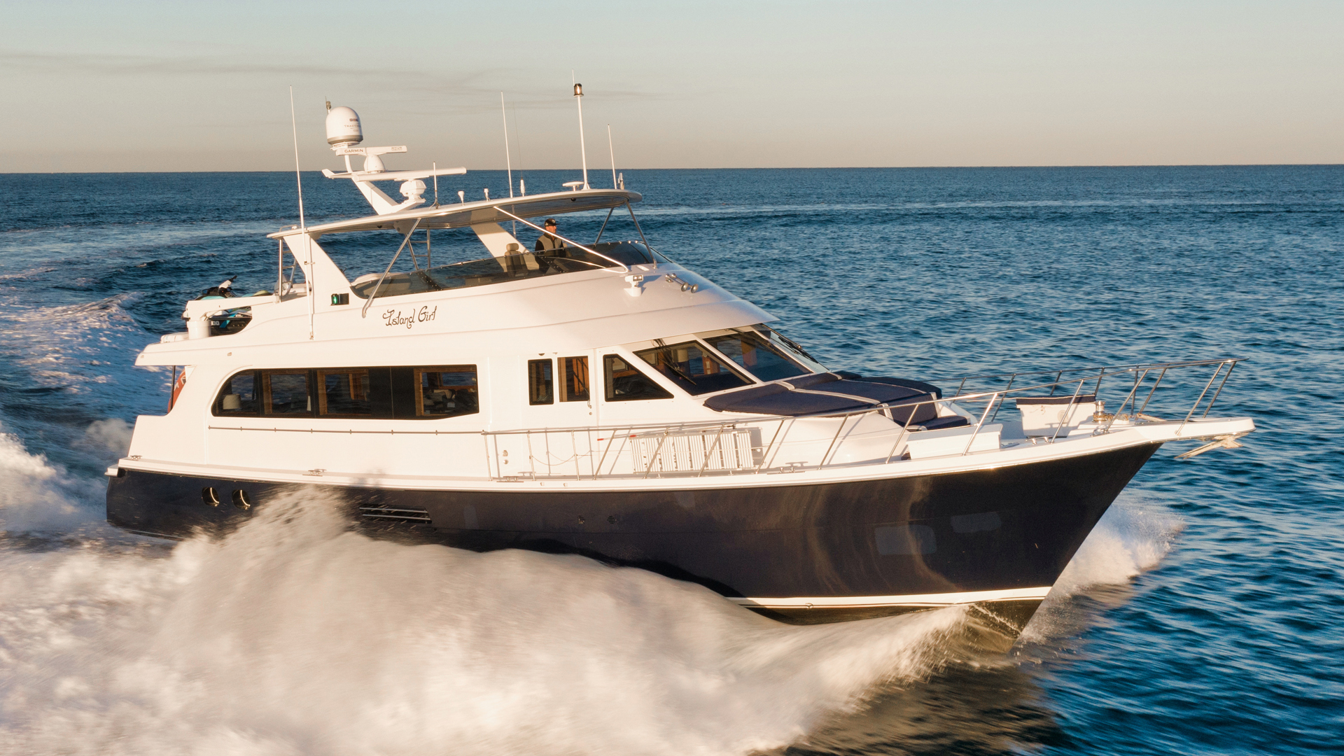 75' HATTERAS 2002