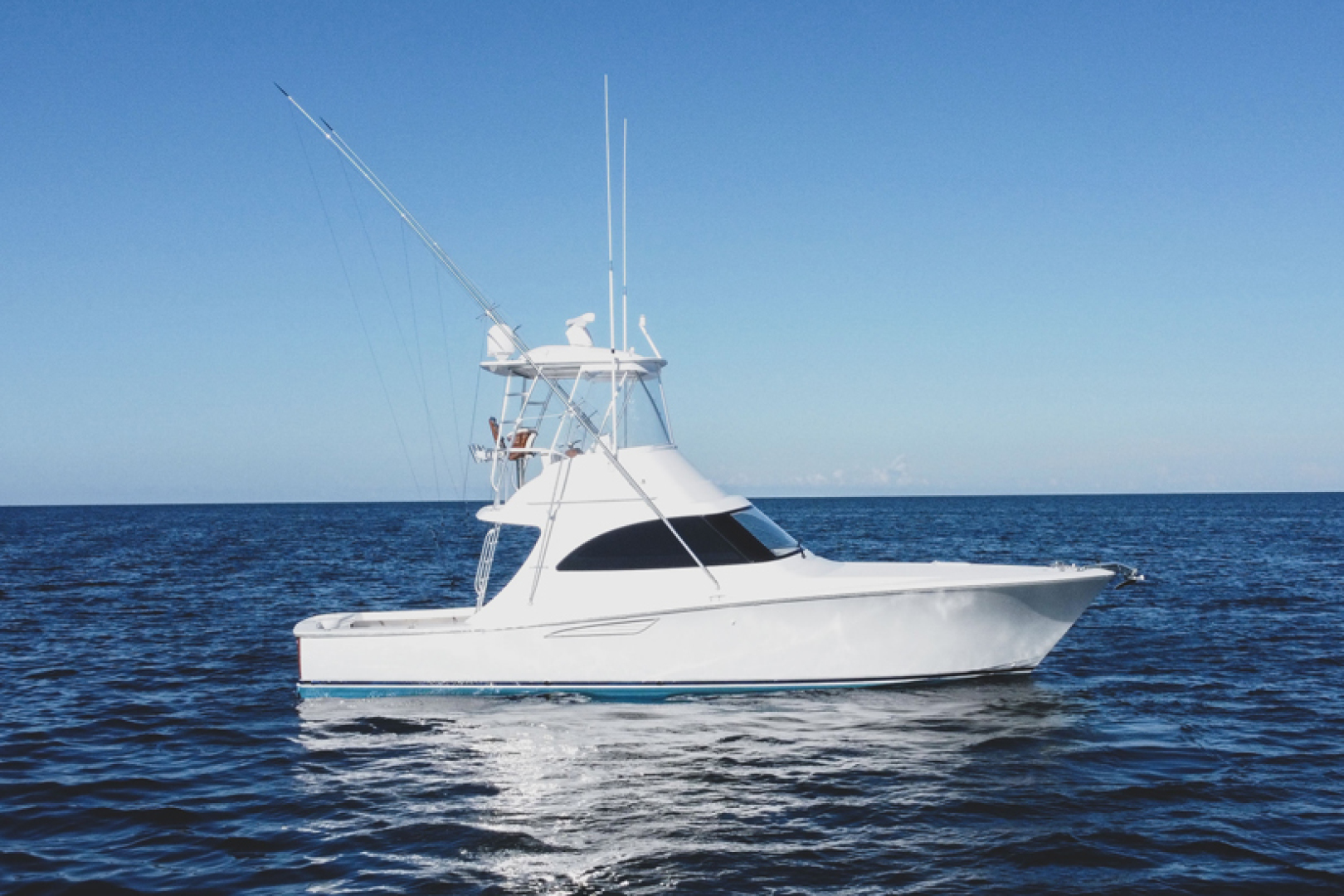 38' VIKING 2021profile