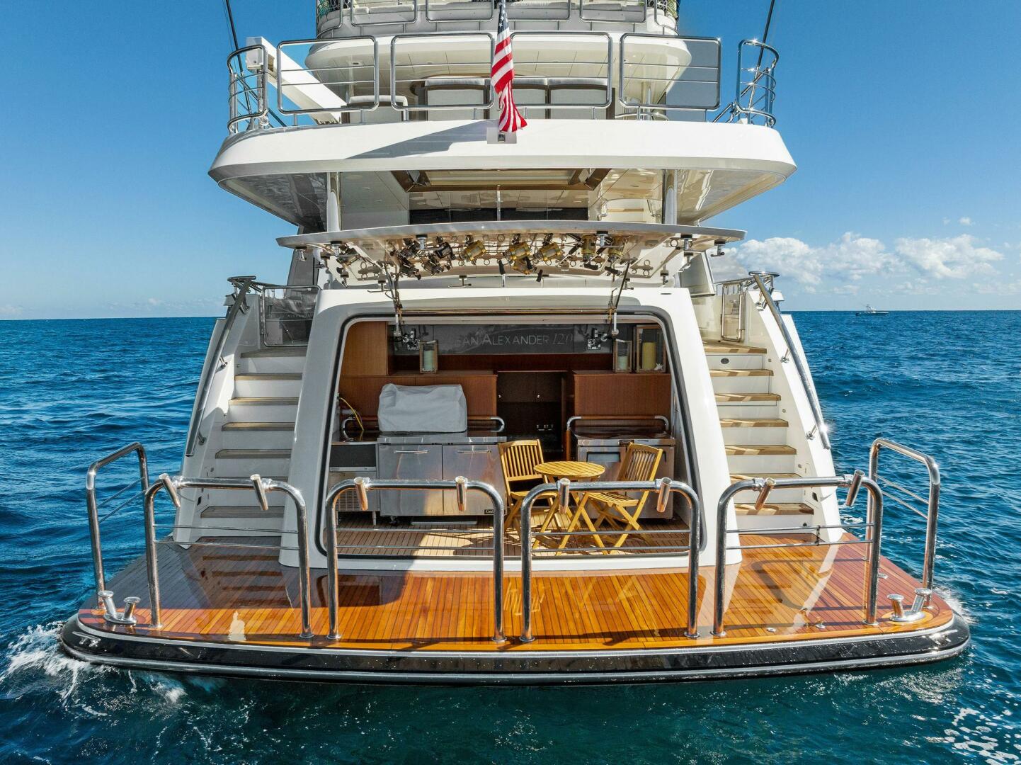 120 Beach club image