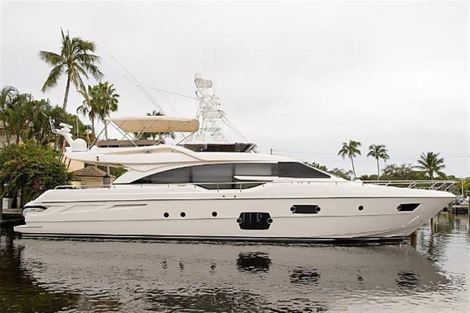 690 Ferretti Sexy and smart with sleek lines and optimum functionality