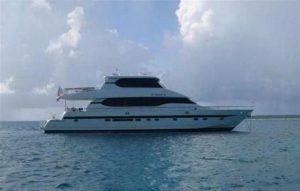 pre-owned 82' monte fino yacht